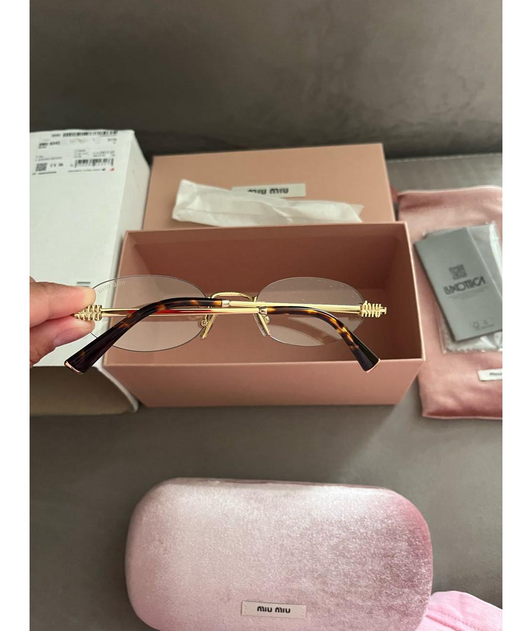 MIU MIU Золотые металлические солнцезащитные очки, фото 3