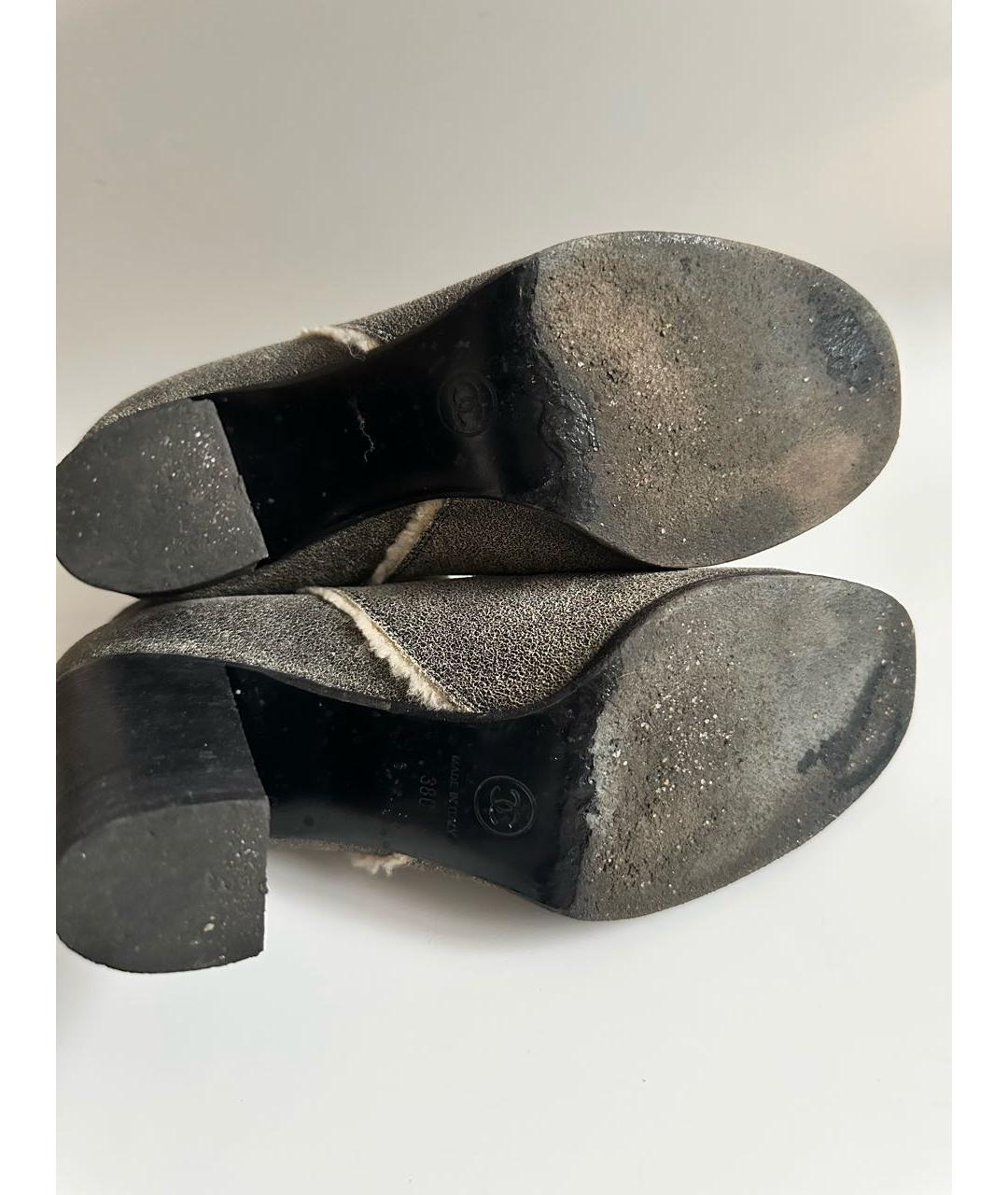 CHANEL Серые замшевые ботильоны, фото 7