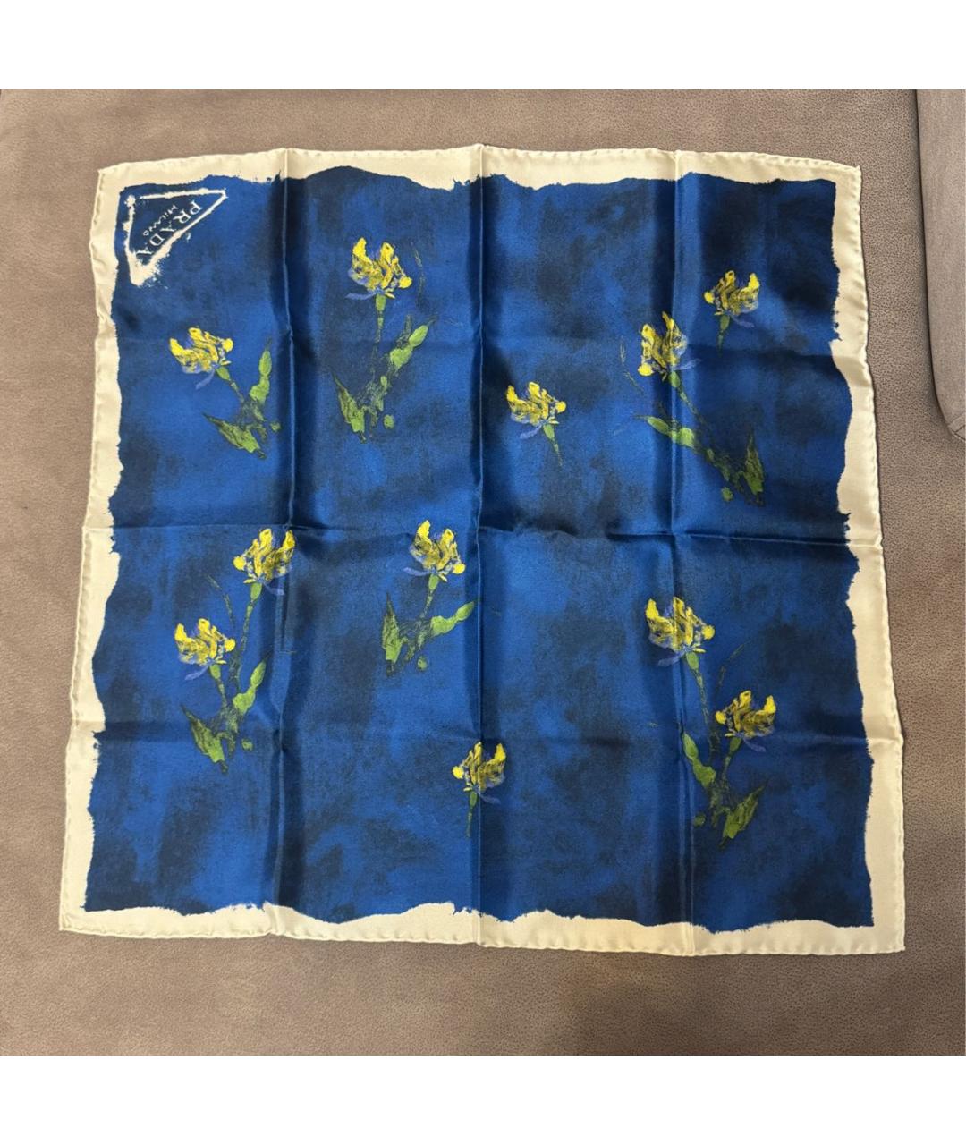 PRADA Синий шелковый платок, фото 4