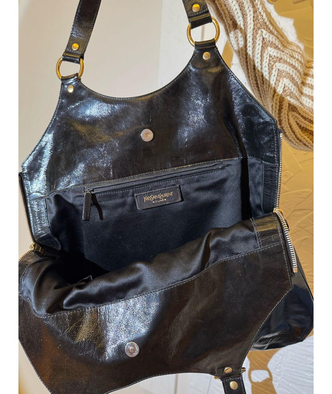 SAINT LAURENT Черная сумка тоут из лакированной кожи, фото 4