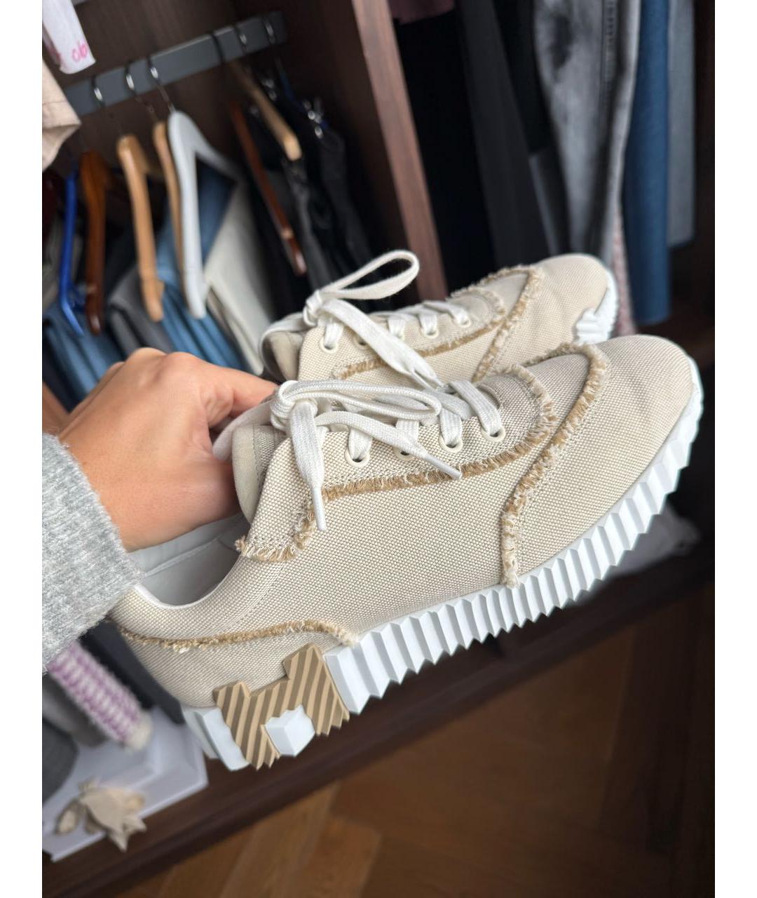 HERMES Бежевые текстильные кроссовки, фото 2