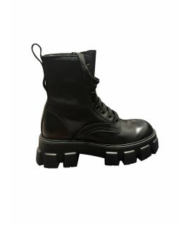 PRADA Ботинки