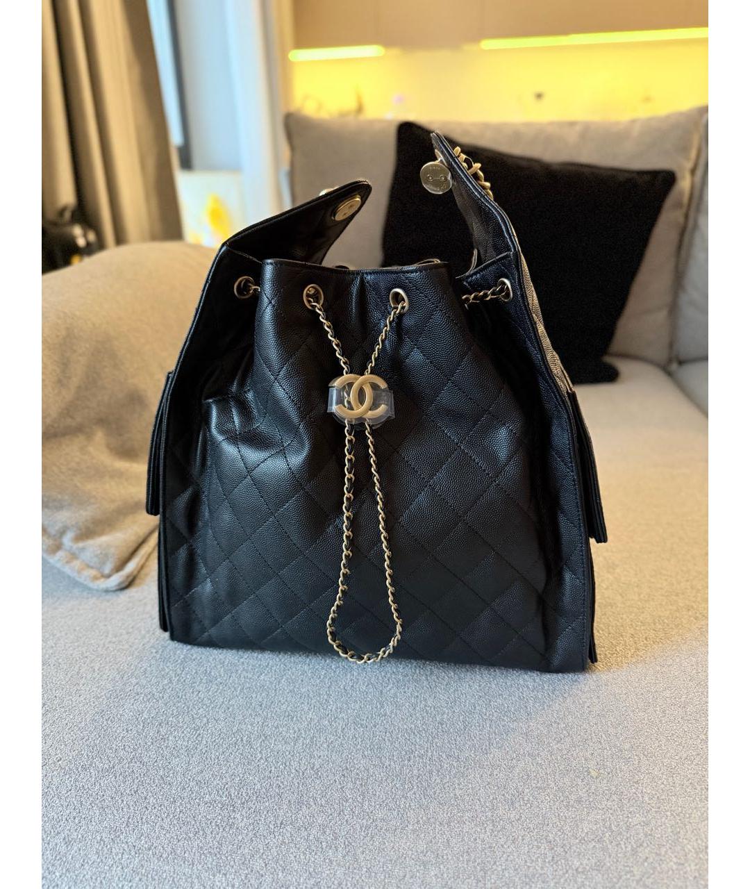 CHANEL Черная кожаная сумка через плечо, фото 7