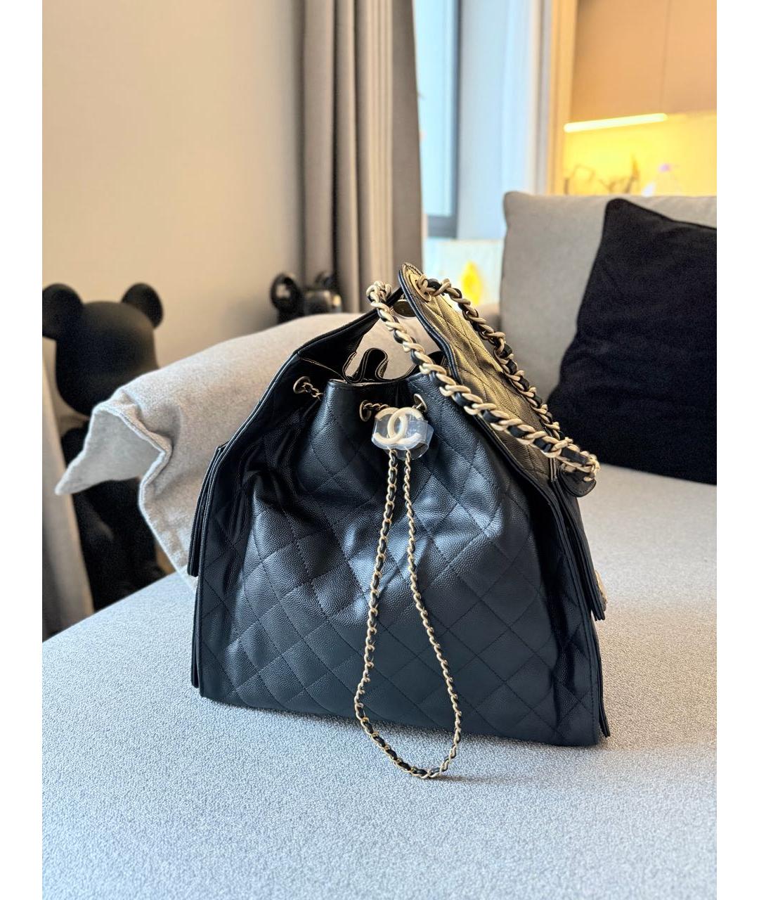 CHANEL Черная кожаная сумка через плечо, фото 4