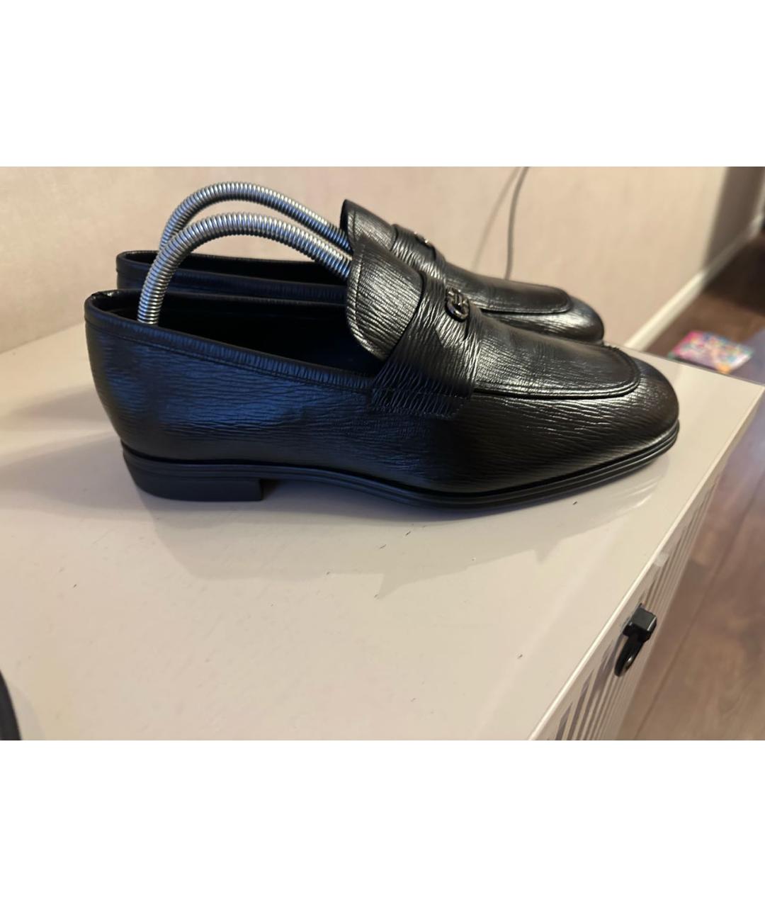 FERRAGAMO Черные кожаные лоферы, фото 4