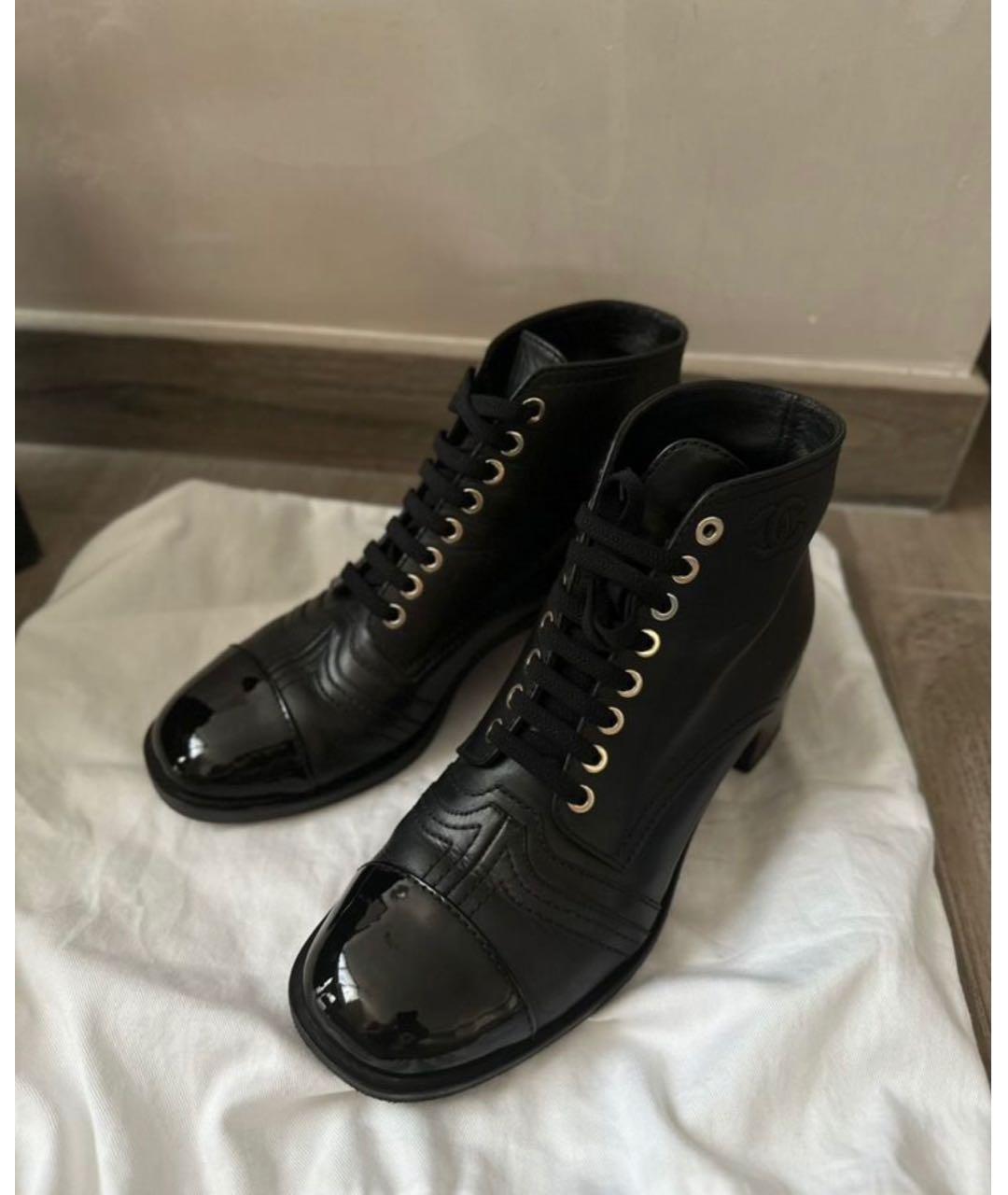 CHANEL Черные кожаные ботинки, фото 3