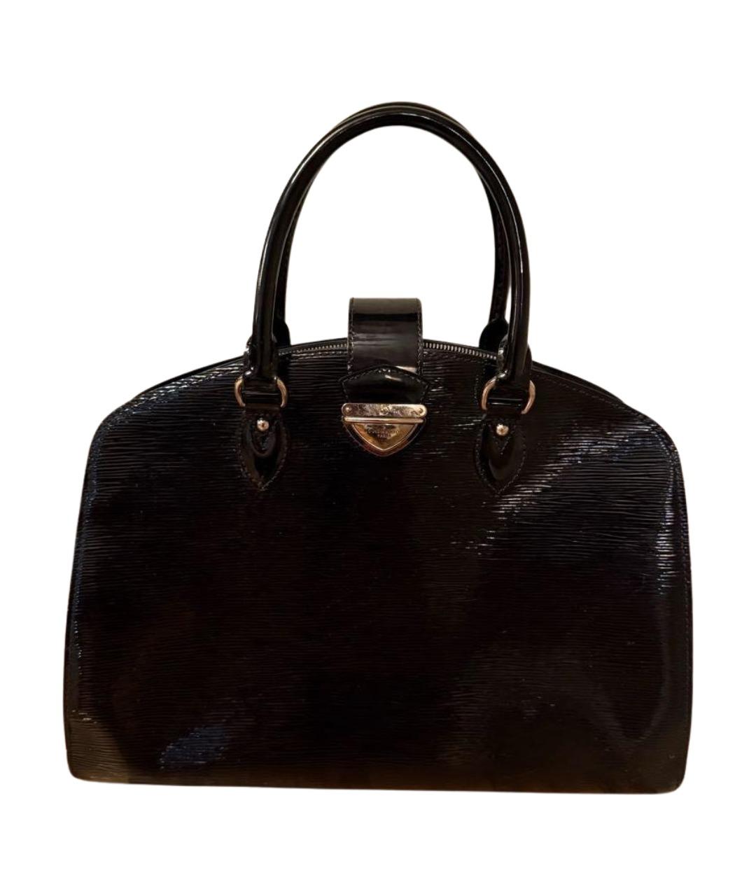 LOUIS VUITTON Черная сумка с короткими ручками из лакированной кожи, фото 1