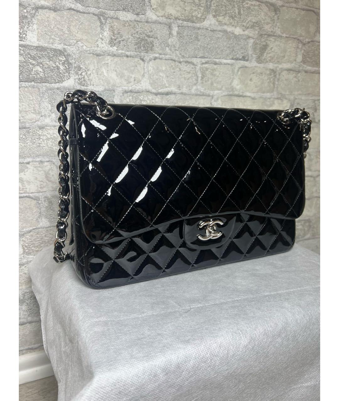 CHANEL Черная сумка через плечо из лакированной кожи, фото 2