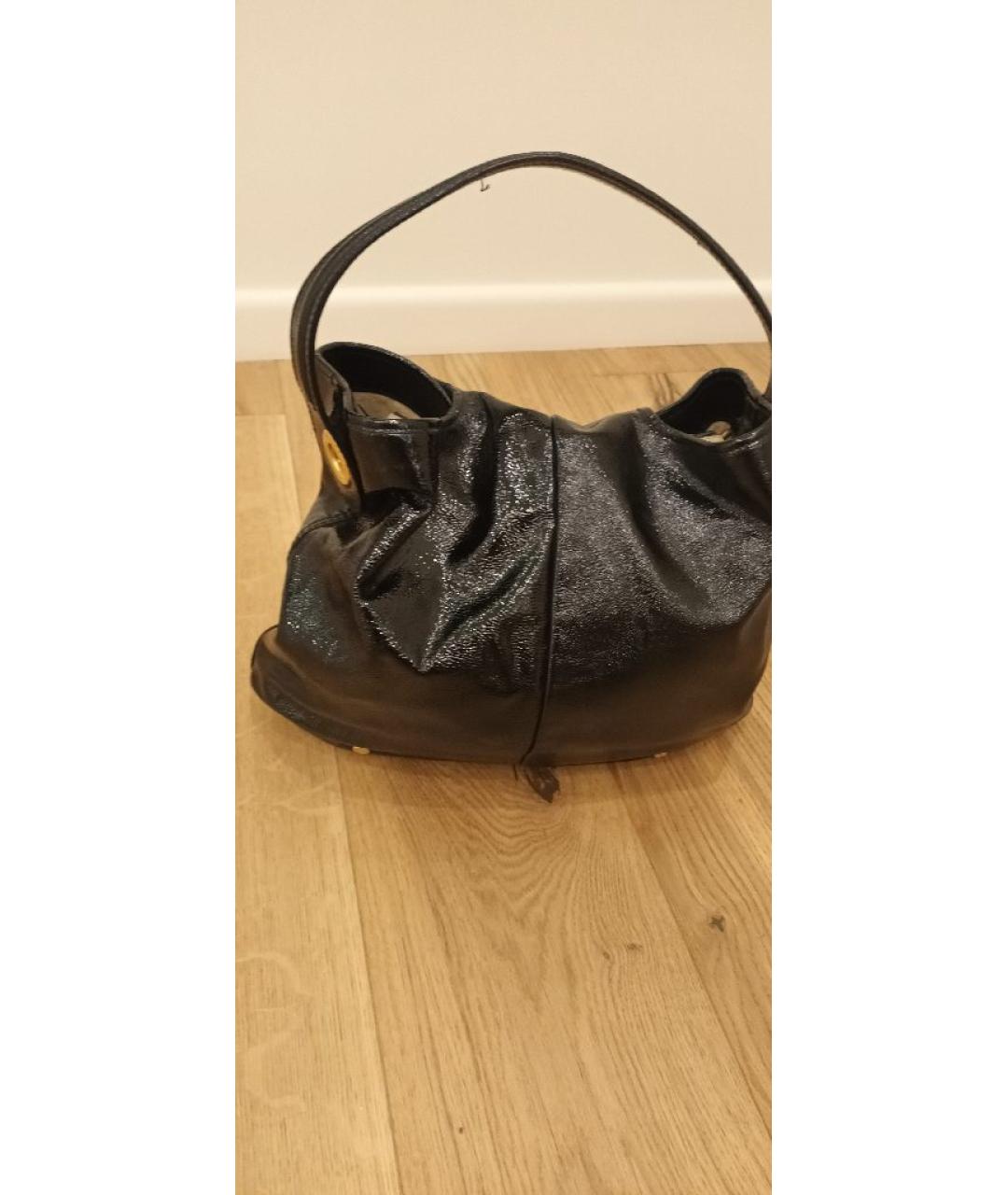 SAINT LAURENT Черная сумка через плечо из лакированной кожи, фото 2