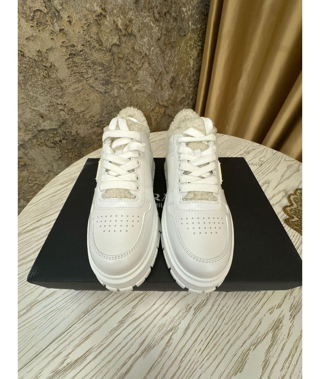 PRADA Белые кожаные кеды, фото 2