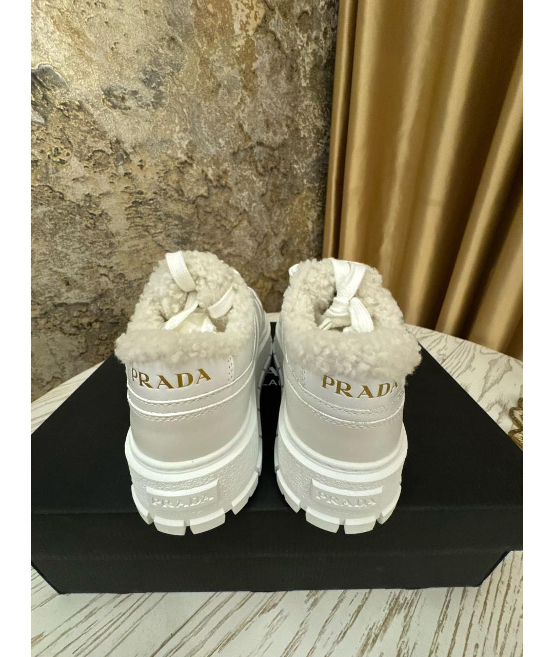 PRADA Белые кожаные кеды, фото 3