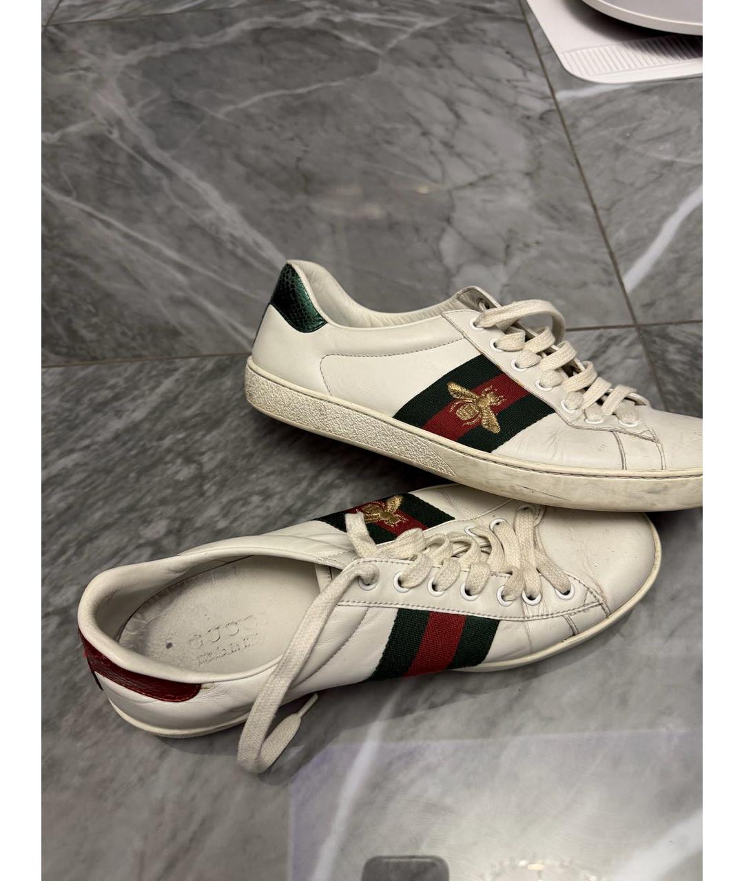 GUCCI Белые кожаные низкие кроссовки / кеды, фото 2