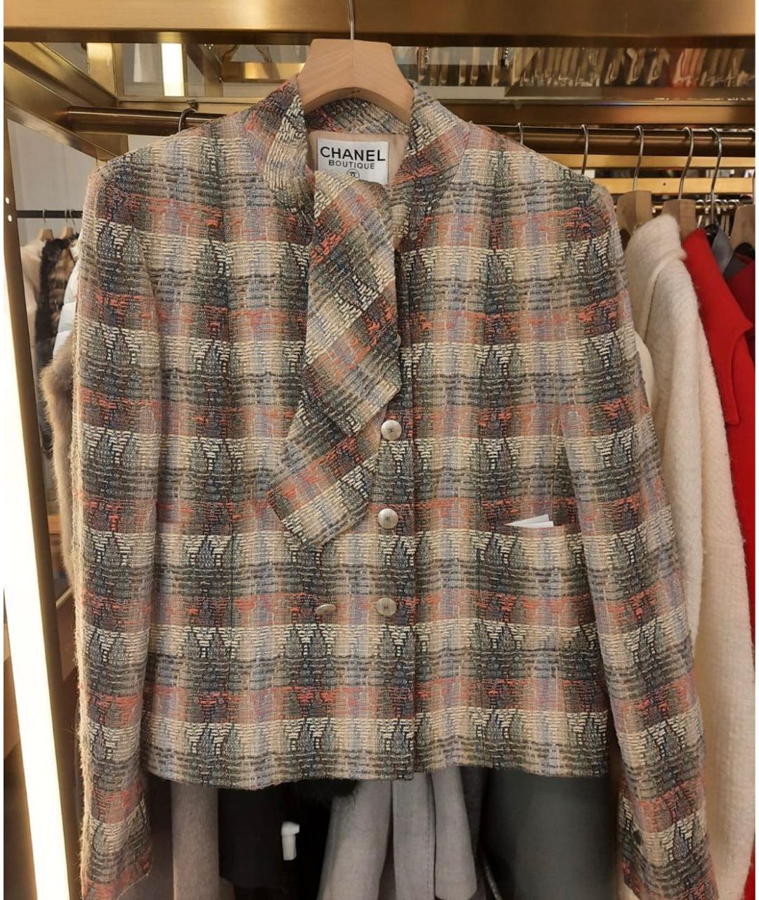 CHANEL Бежевый шерстяной костюм с юбками, фото 9