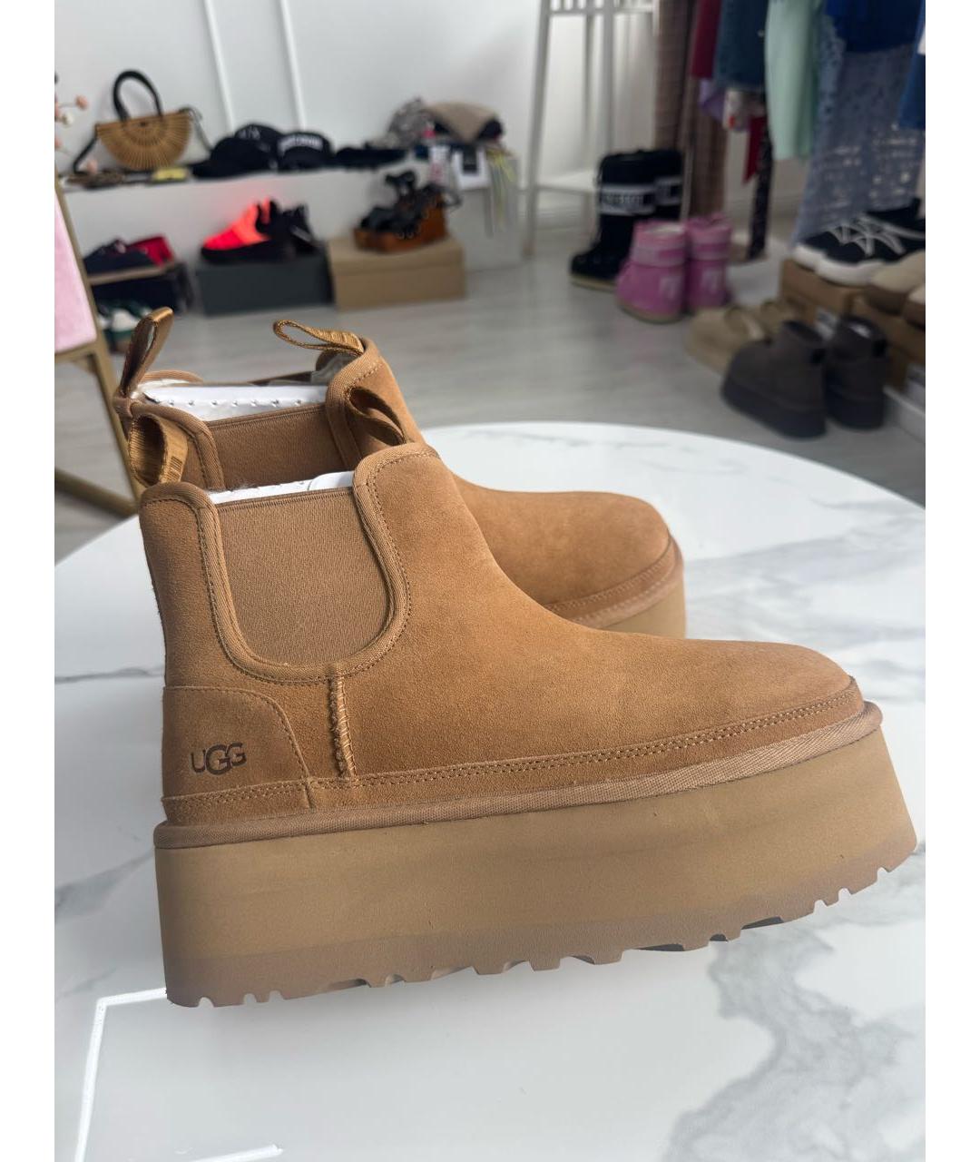 UGG AUSTRALIA Коричневые замшевые ботинки, фото 2
