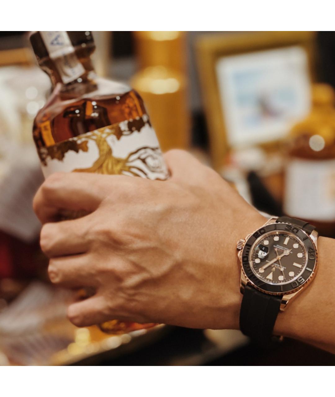 ROLEX Черные часы из желтого золота, фото 4