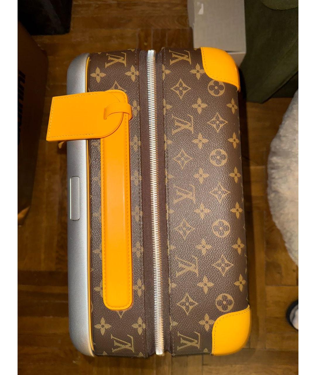 LOUIS VUITTON Коричневый чемодан, фото 3