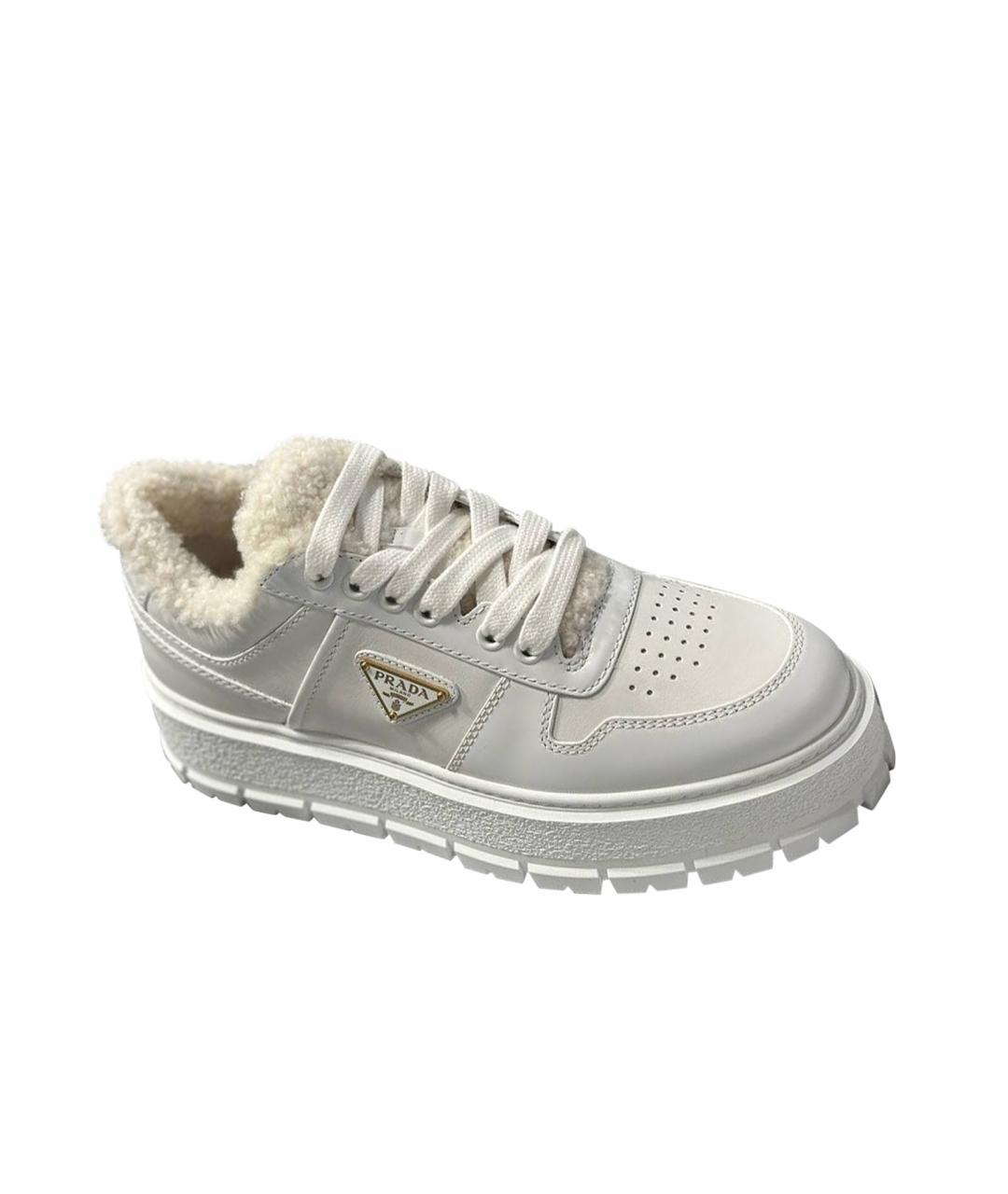 PRADA Белые кожаные кеды, фото 1