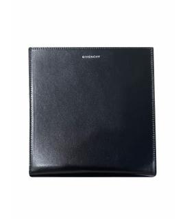 GIVENCHY Сумка через плечо