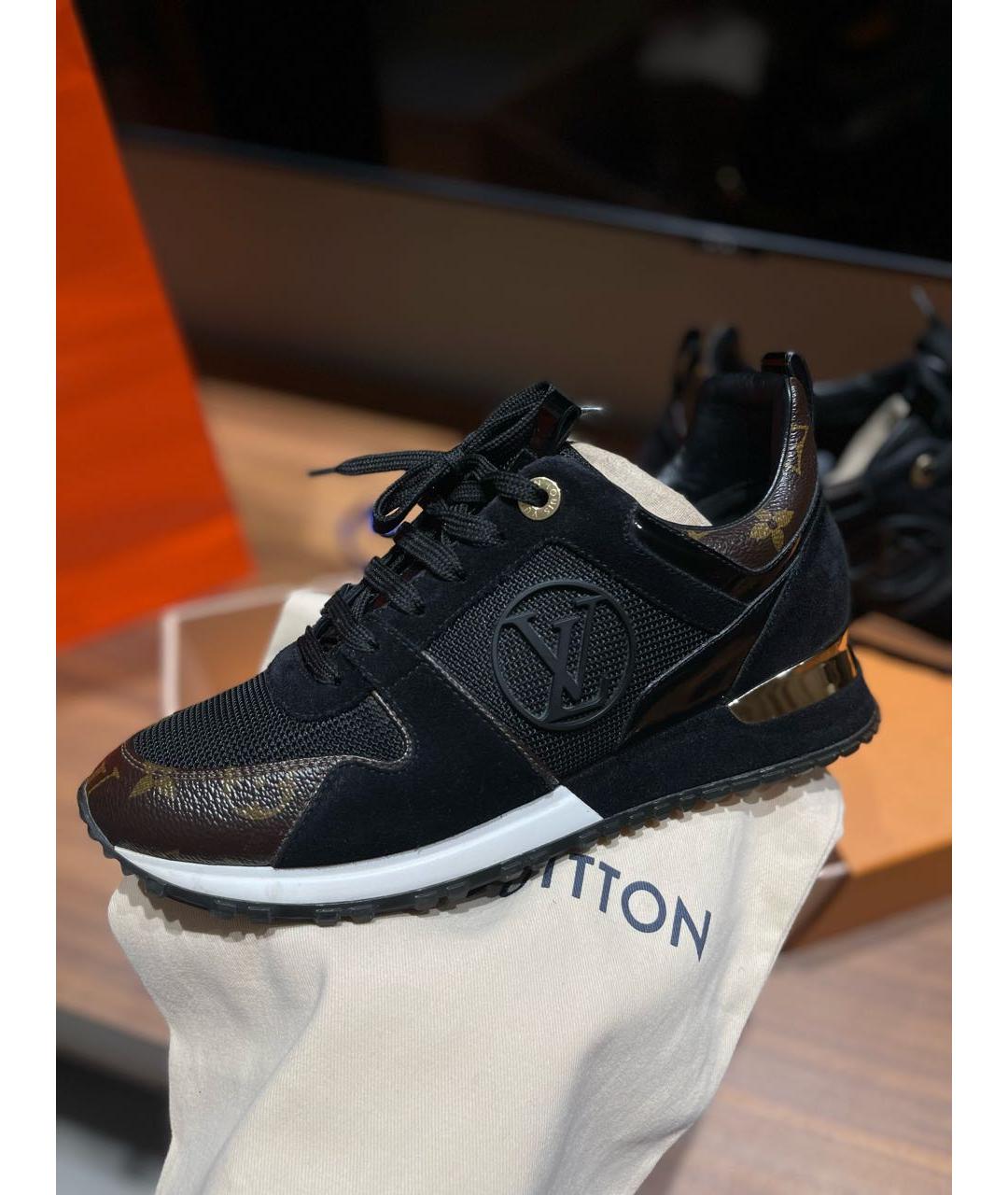 LOUIS VUITTON Черные кроссовки, фото 9