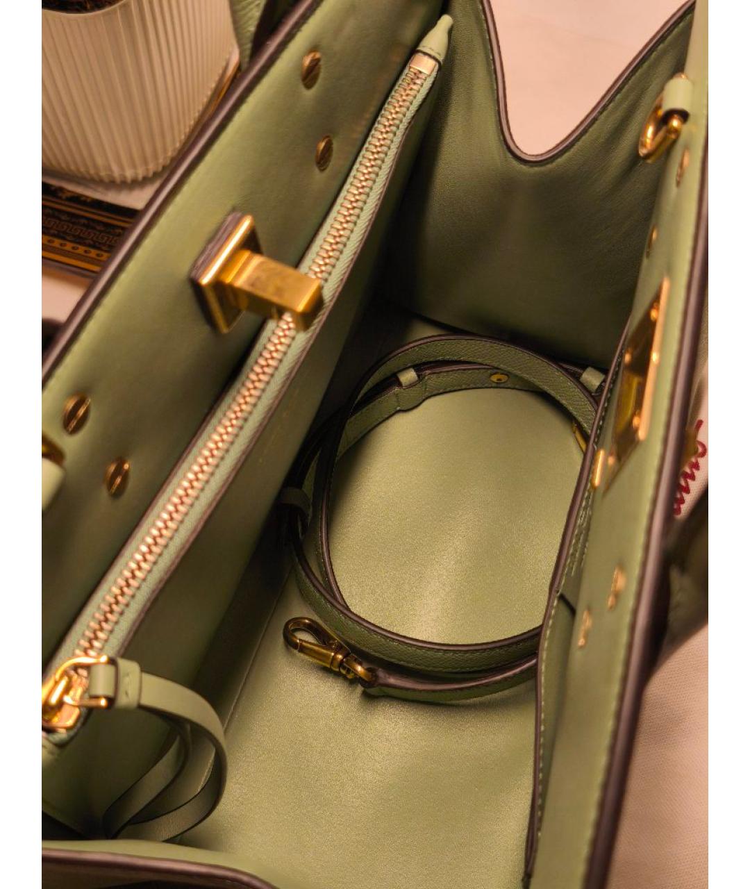 FERRAGAMO Салатовая кожаная сумка с короткими ручками, фото 3