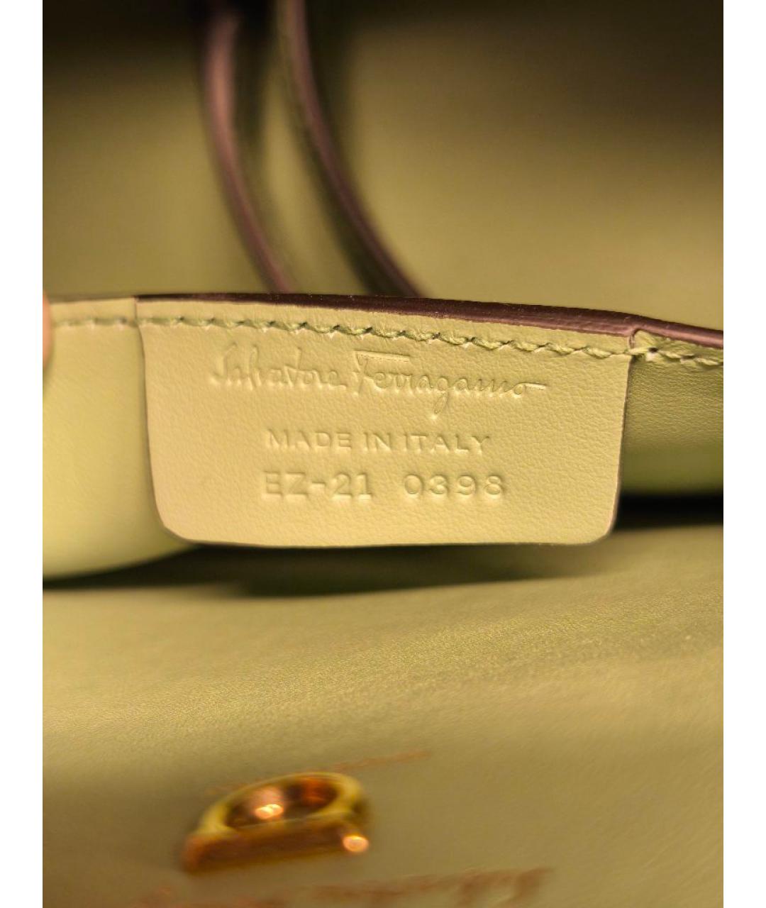 FERRAGAMO Салатовая кожаная сумка с короткими ручками, фото 2