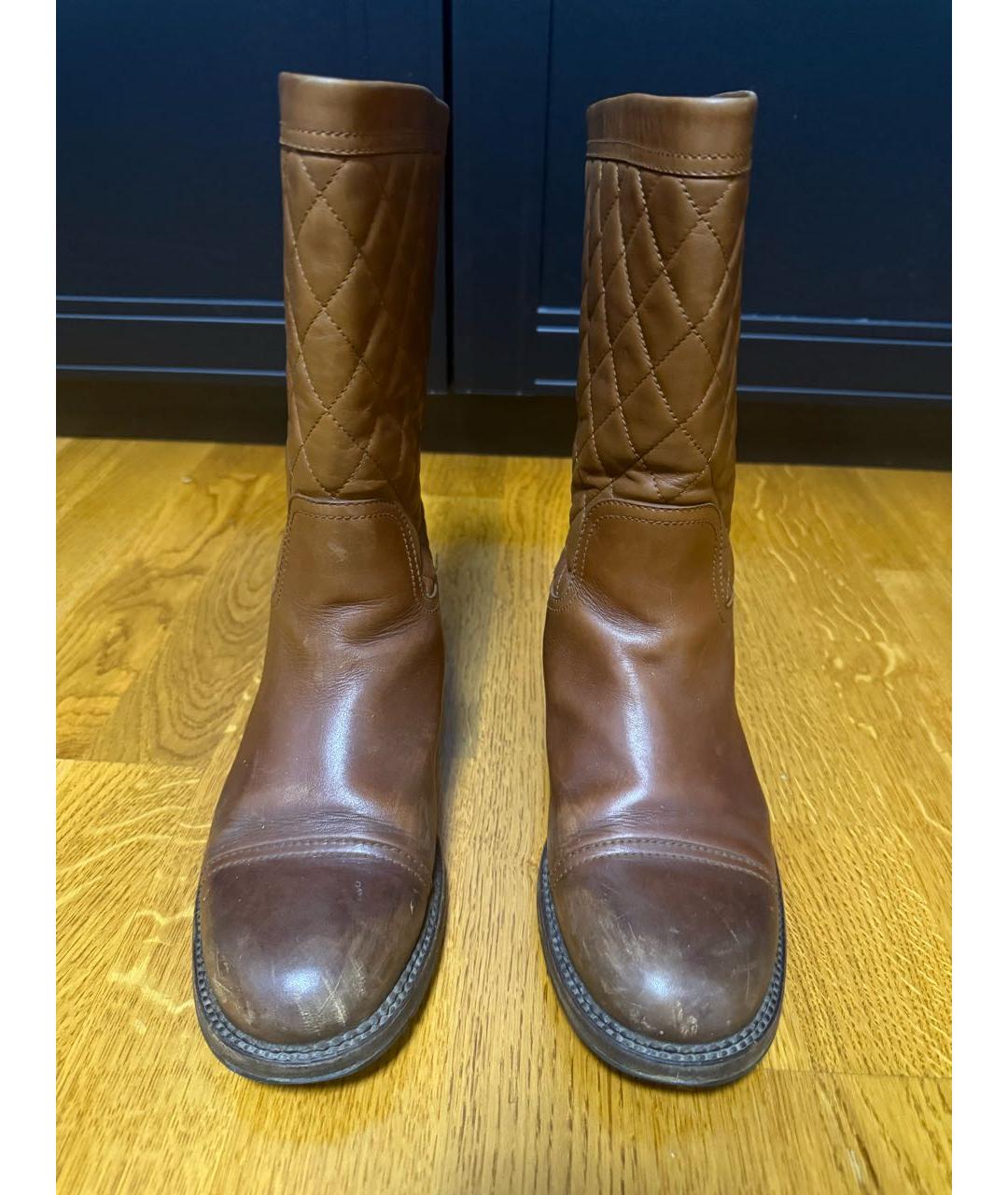 CHANEL Коричневые кожаные ботинки, фото 2