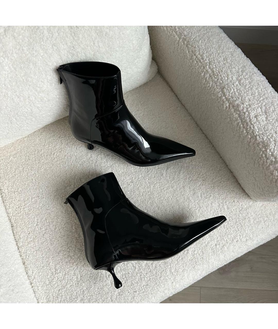 JIMMY CHOO Черные ботильоны из лакированной кожи, фото 5