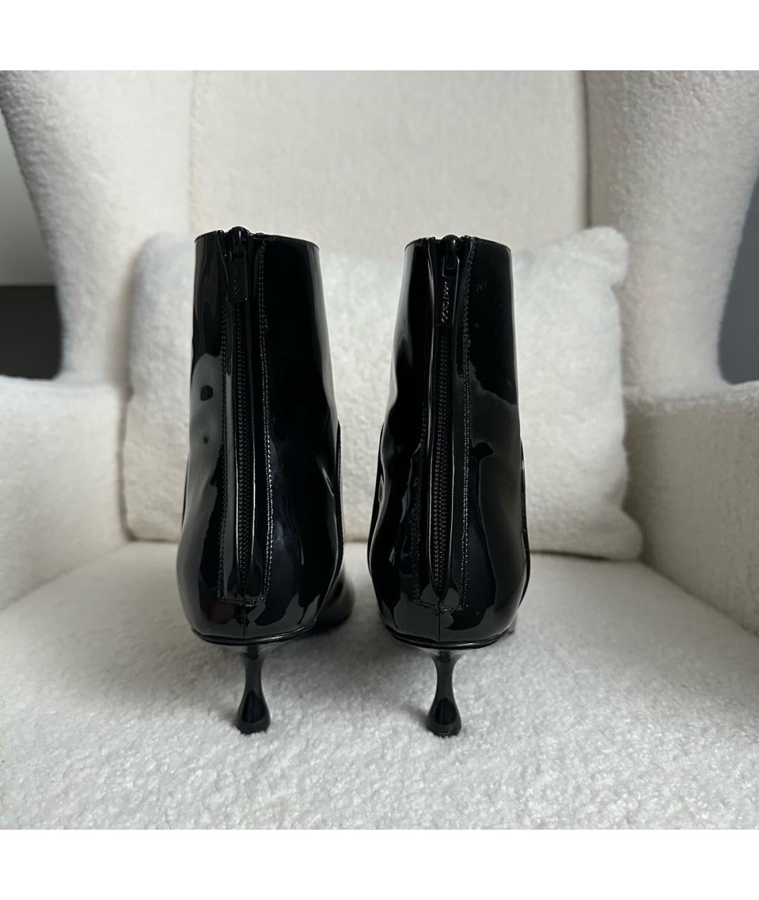 JIMMY CHOO Черные ботильоны из лакированной кожи, фото 4