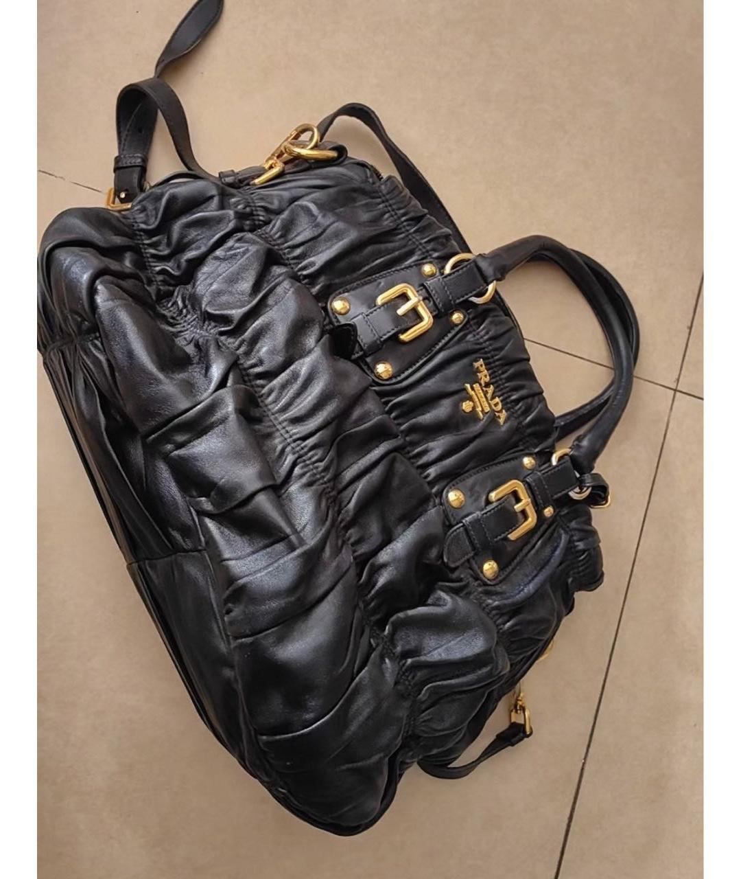 PRADA Черная кожаная сумка с короткими ручками, фото 2