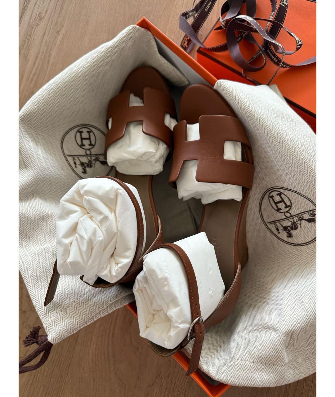 HERMES Коричневые кожаные босоножки, фото 6