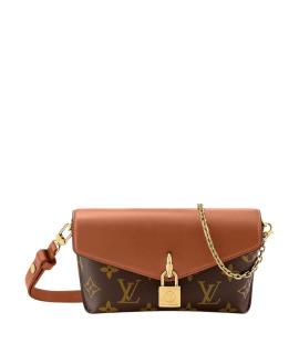 LOUIS VUITTON Сумка через плечо