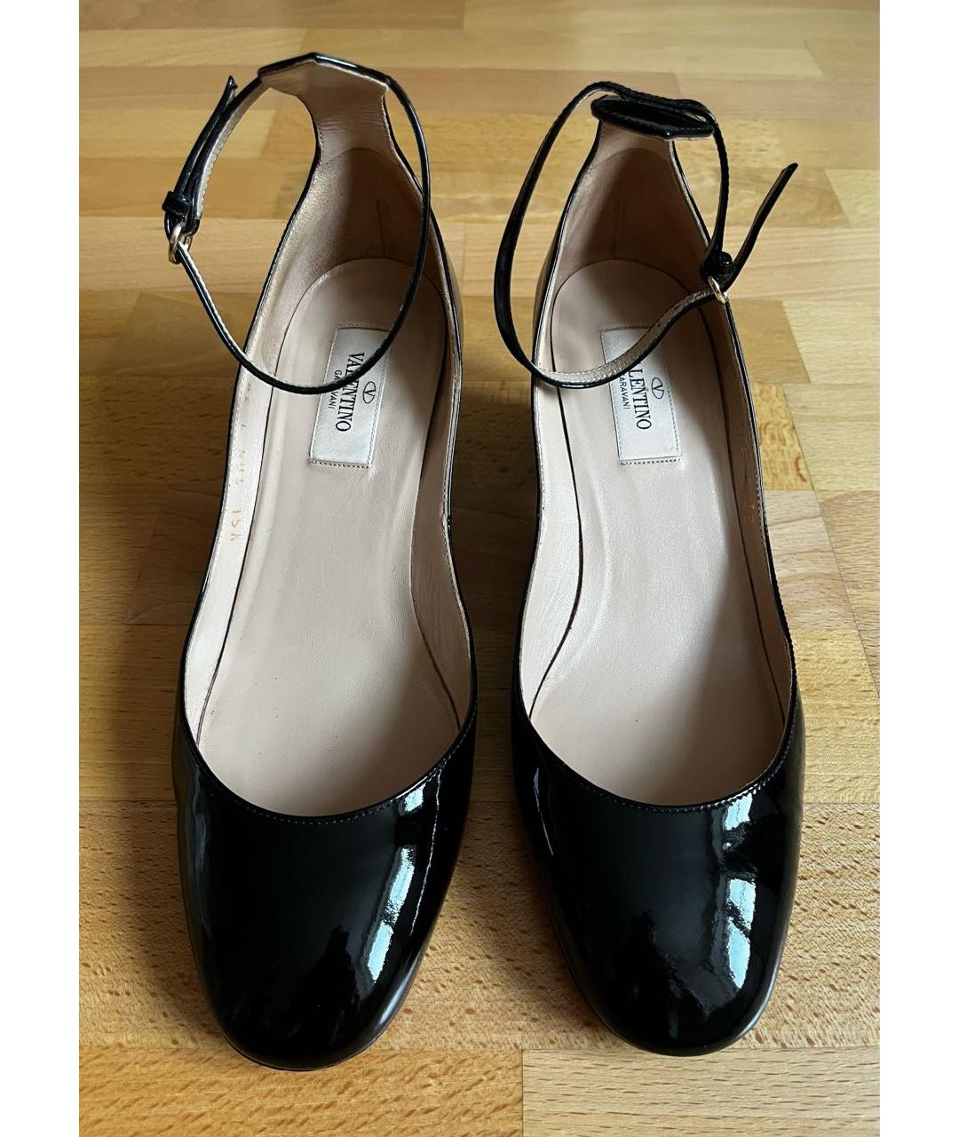 VALENTINO Черные туфли из лакированной кожи, фото 2