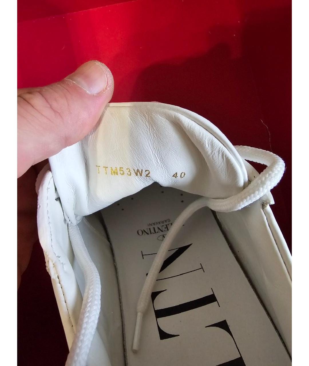 VALENTINO Белые кожаные кроссовки, фото 5