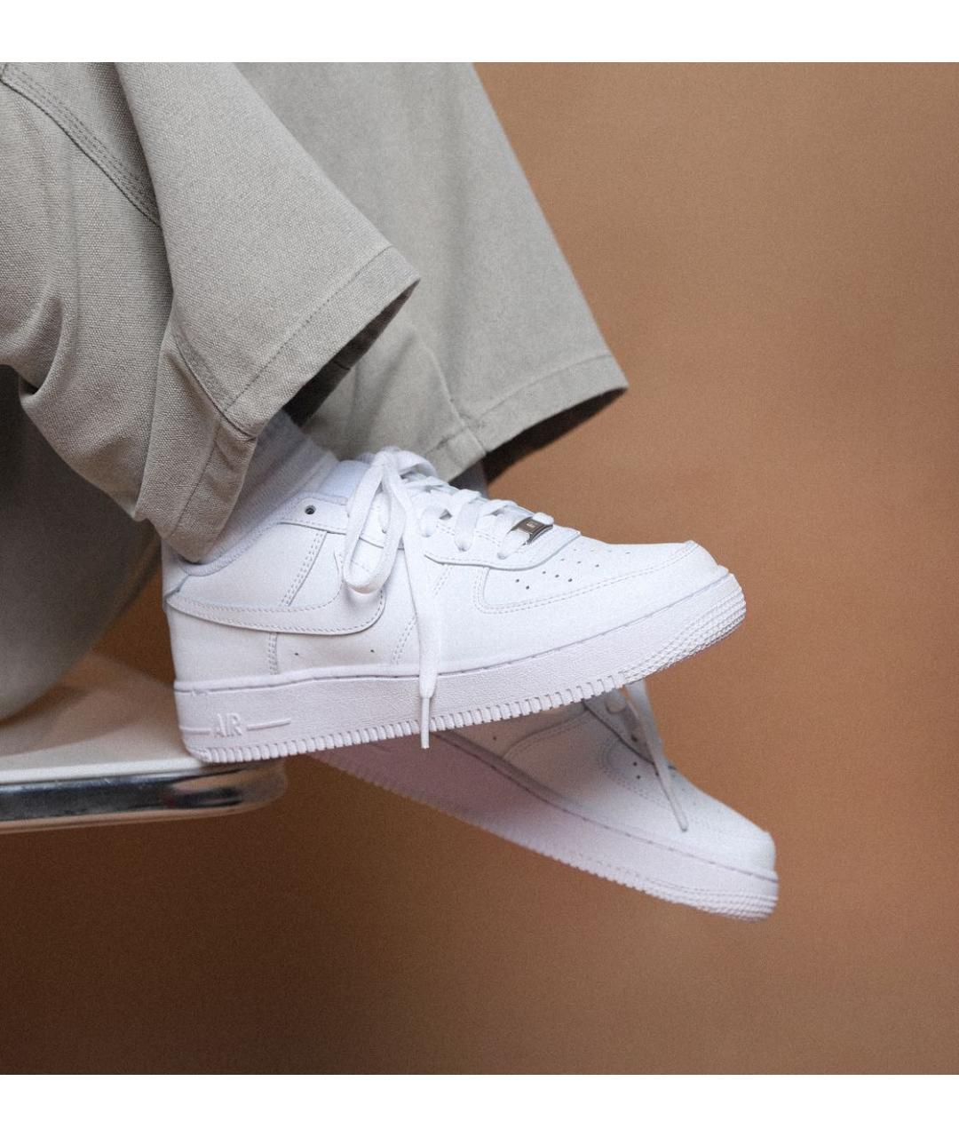 NIKE Белые кожаные кроссовки, фото 2