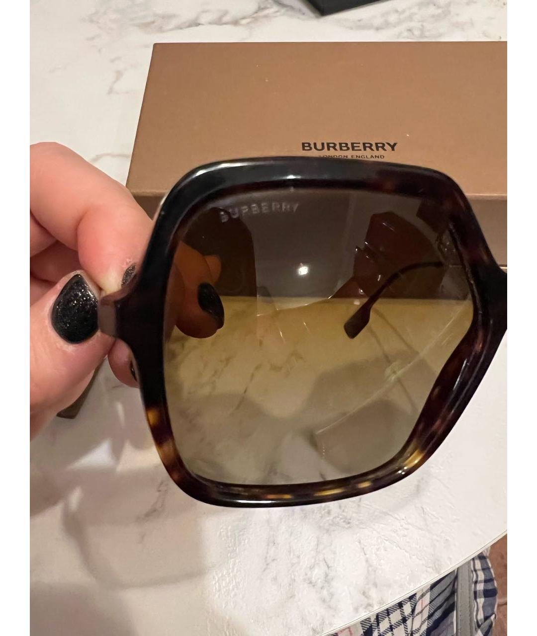 BURBERRY Коричневые пластиковые солнцезащитные очки, фото 3