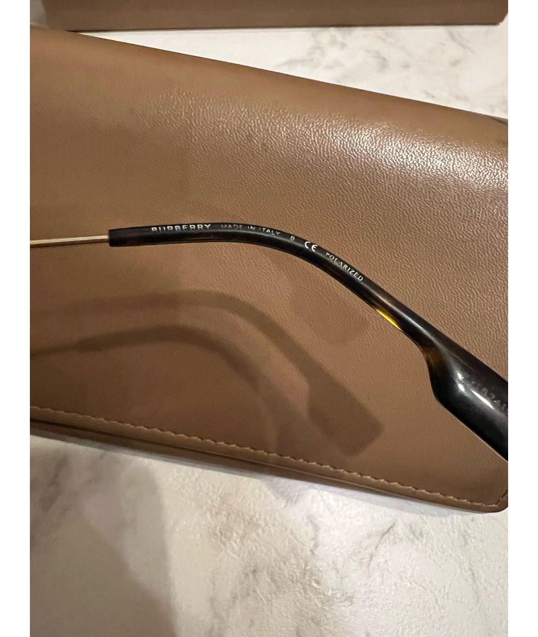 BURBERRY Коричневые пластиковые солнцезащитные очки, фото 6