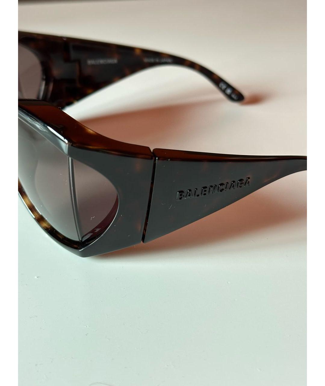 BALENCIAGA Коричневые пластиковые солнцезащитные очки, фото 3