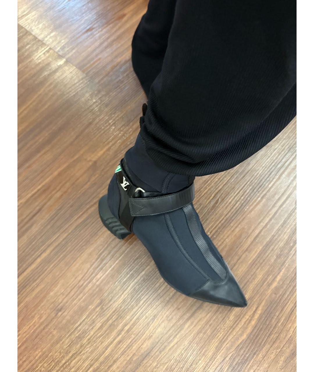LOUIS VUITTON Черные кожаные ботильоны, фото 8
