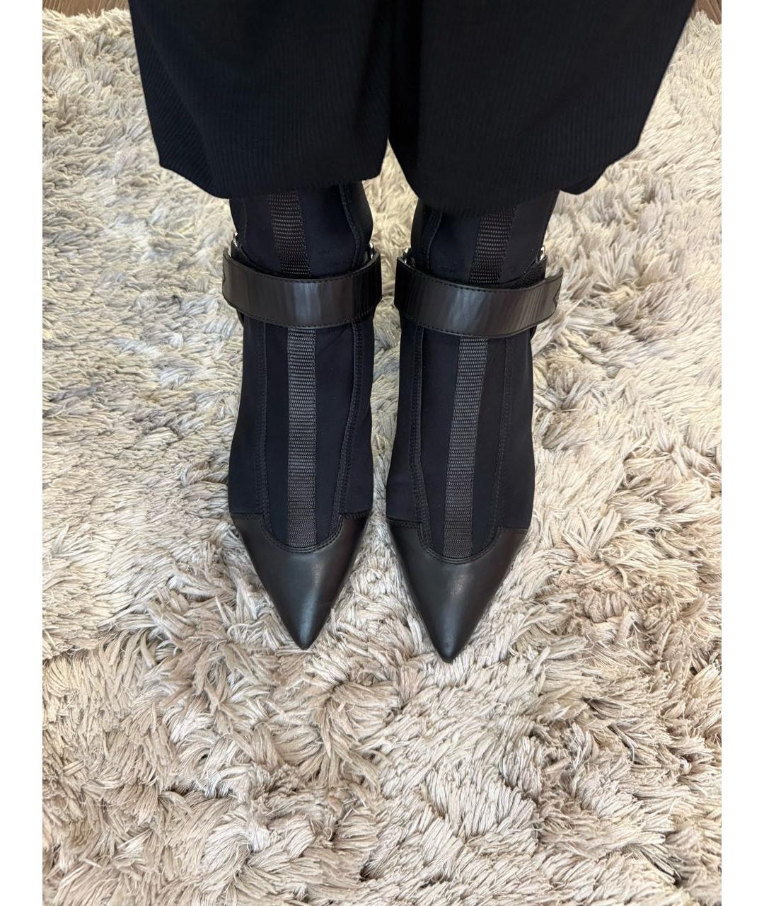 LOUIS VUITTON Черные кожаные ботильоны, фото 6