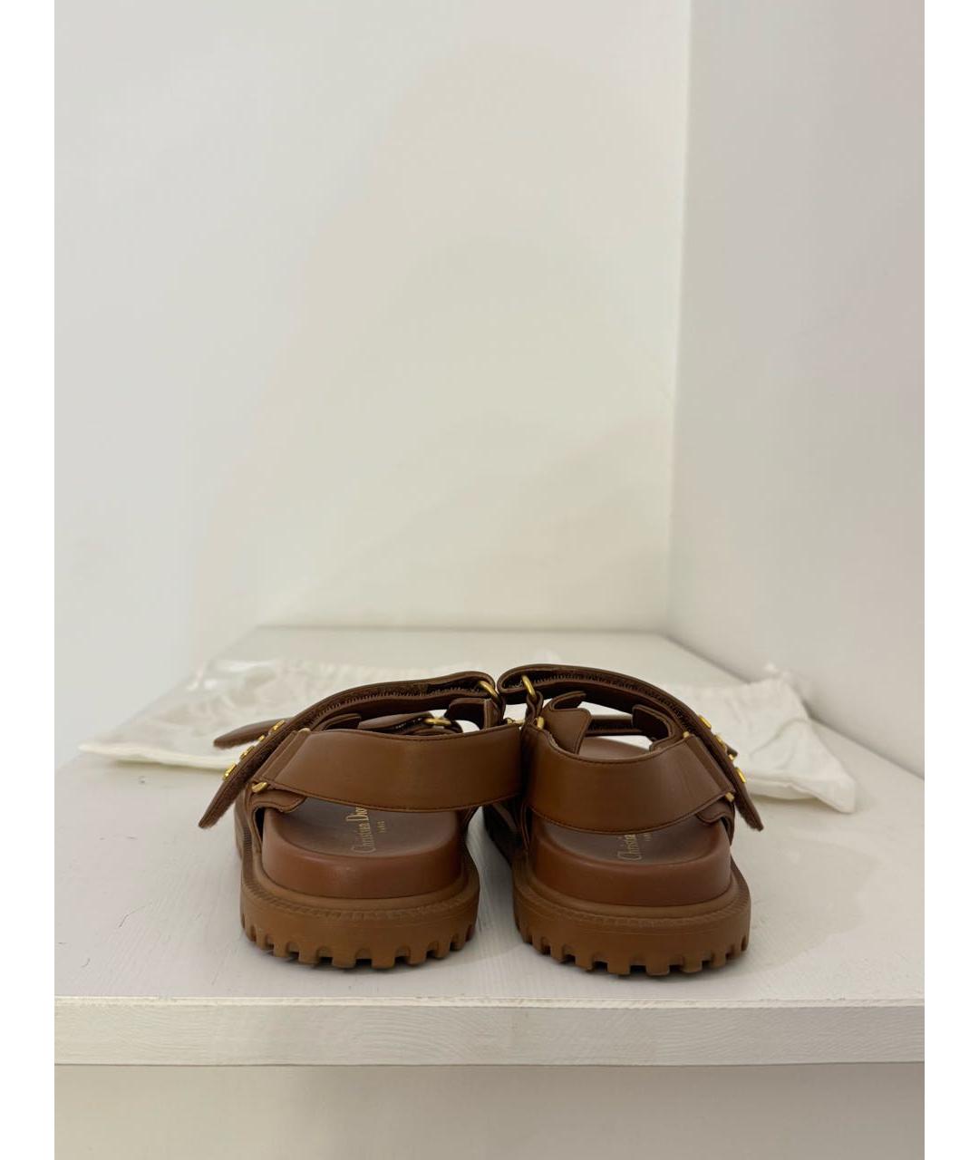 CHRISTIAN DIOR Коричневые кожаные сандалии, фото 2