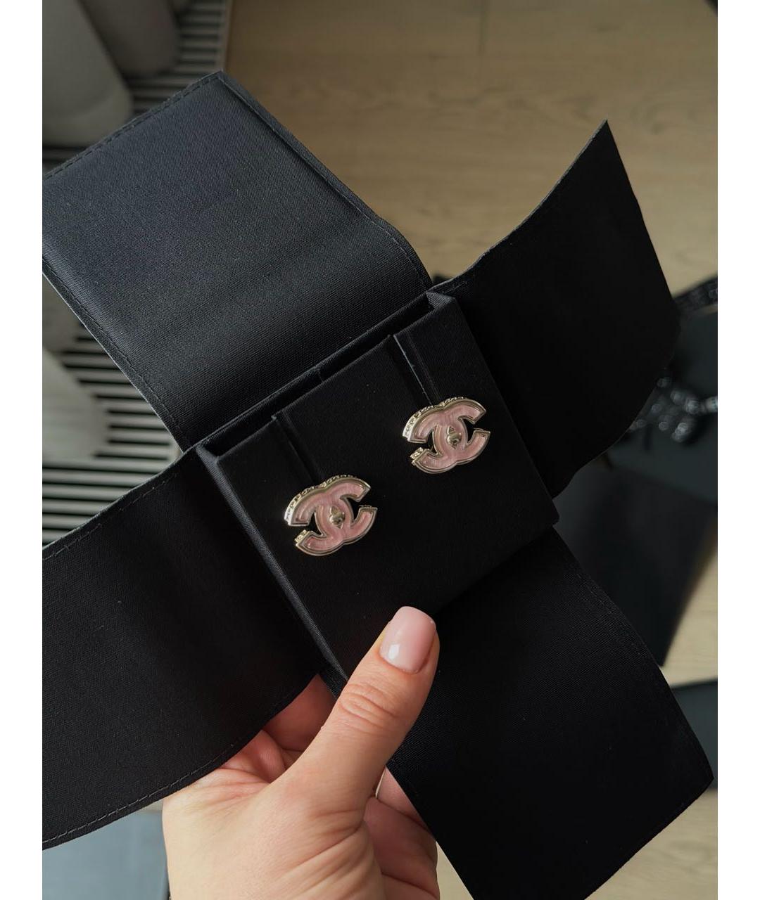 CHANEL Розовые металлические серьги, фото 4