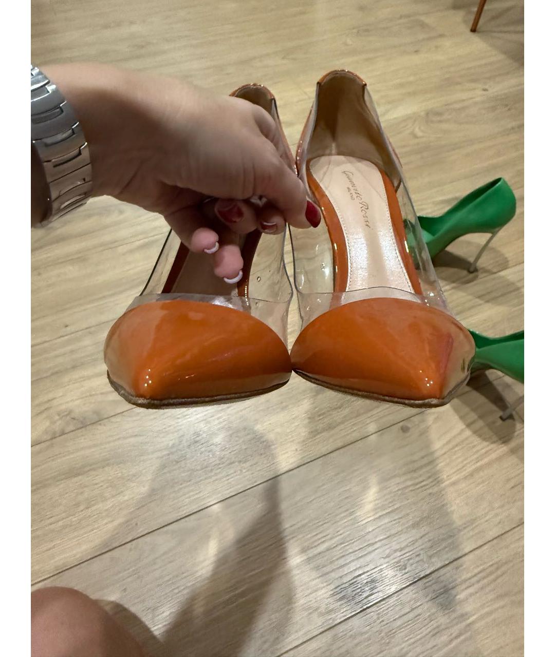 GIANVITO ROSSI Оранжевое туфли из лакированной кожи, фото 3