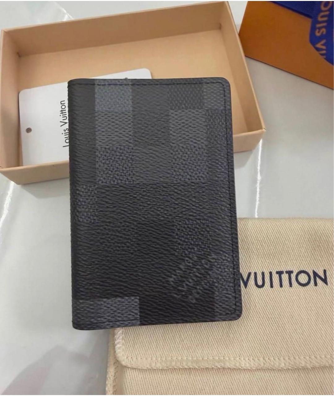 LOUIS VUITTON Антрацитовый кожаный кардхолдер, фото 2