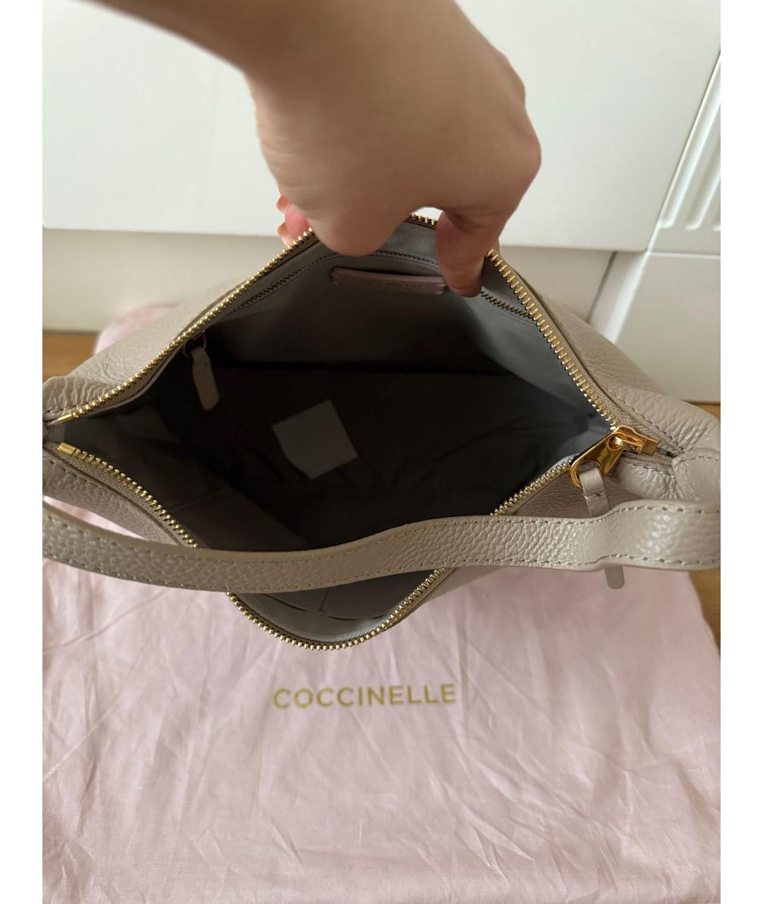 COCCINELLE Бежевая кожаная сумка через плечо, фото 4