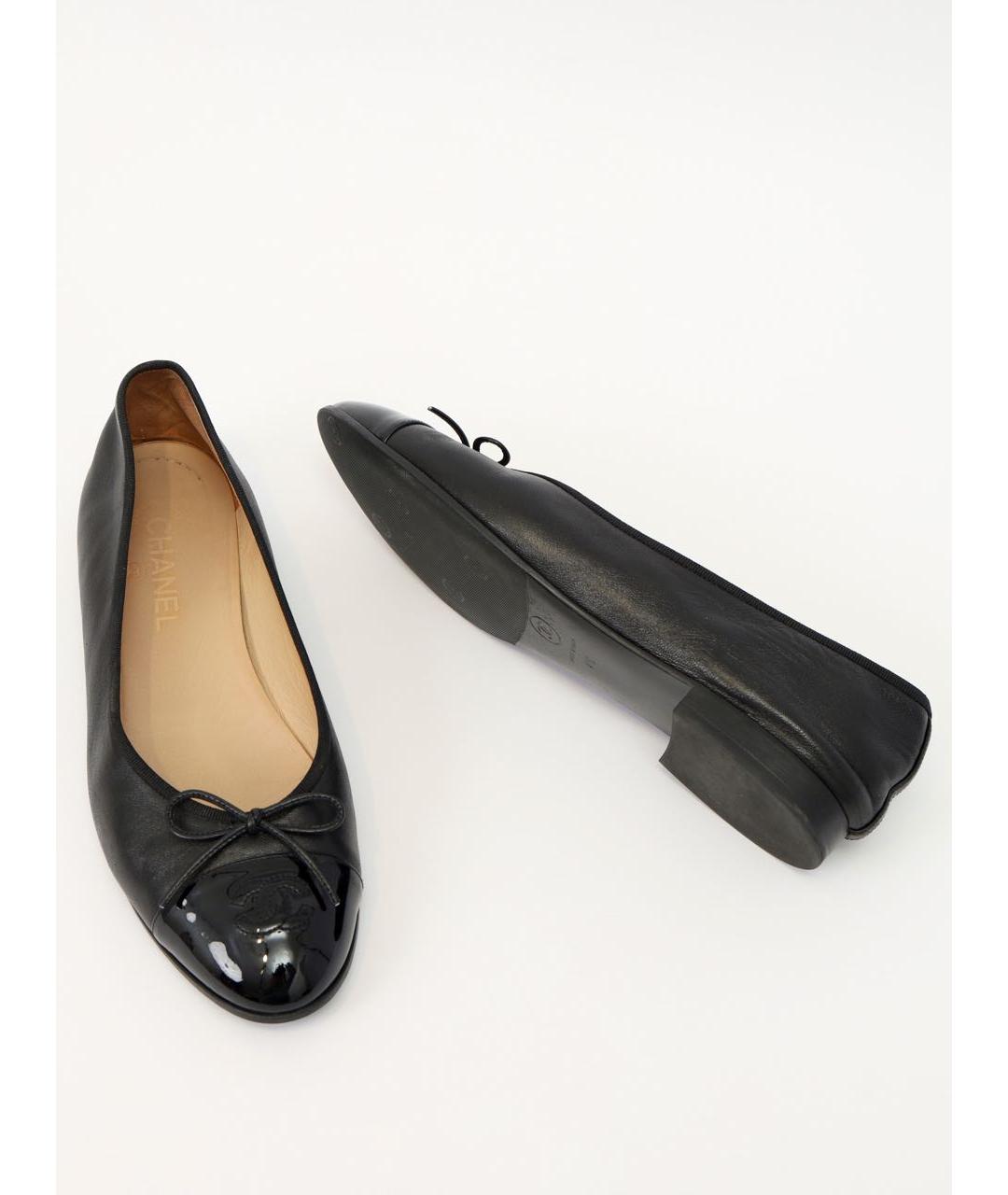 CHANEL Черные кожаные балетки, фото 2