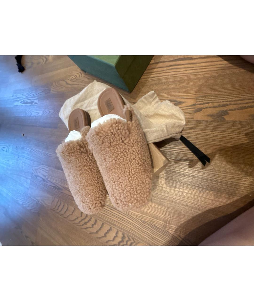 UGG AUSTRALIA Бежевые мюли, фото 2