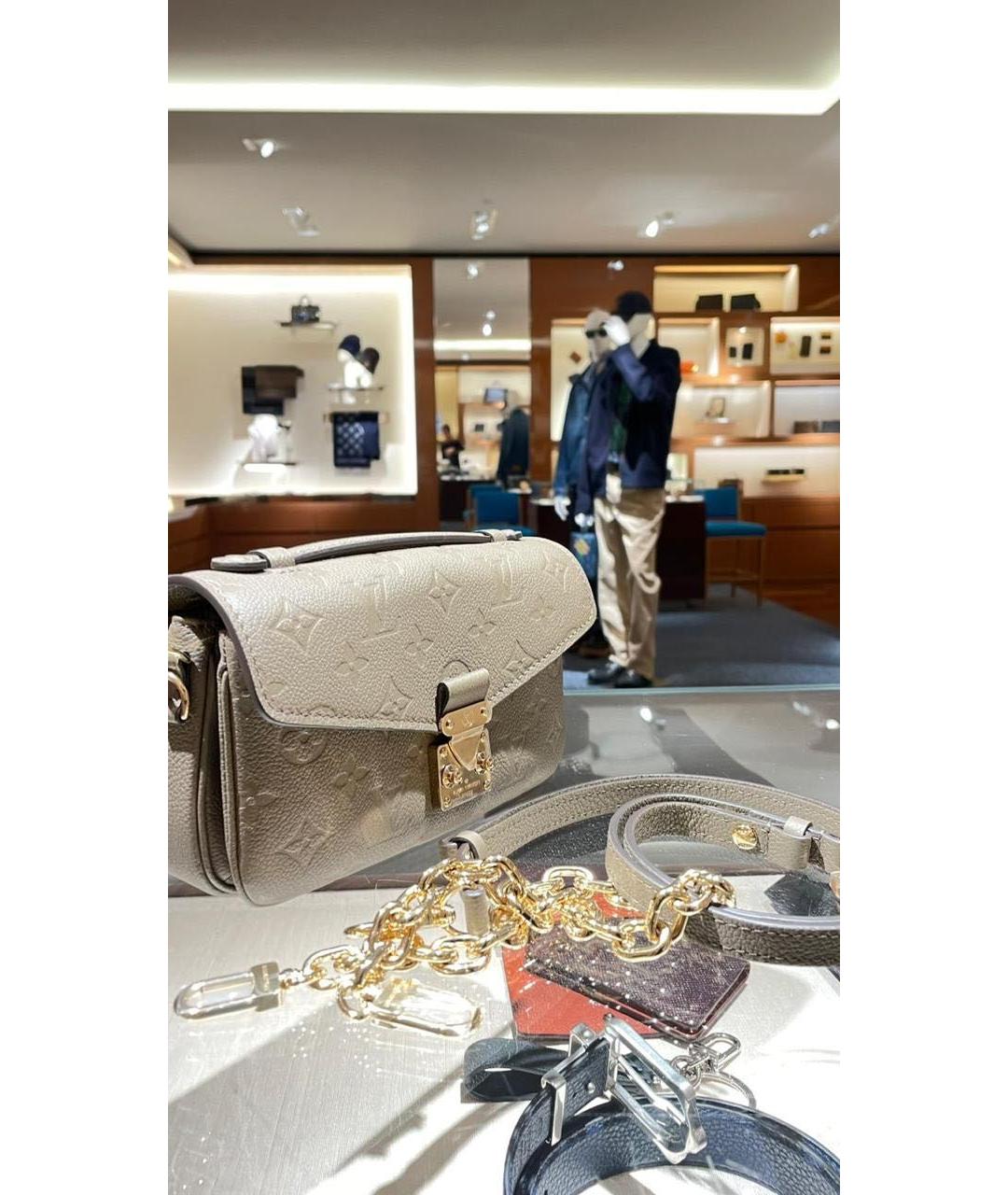 LOUIS VUITTON Серая кожаная сумка через плечо, фото 6