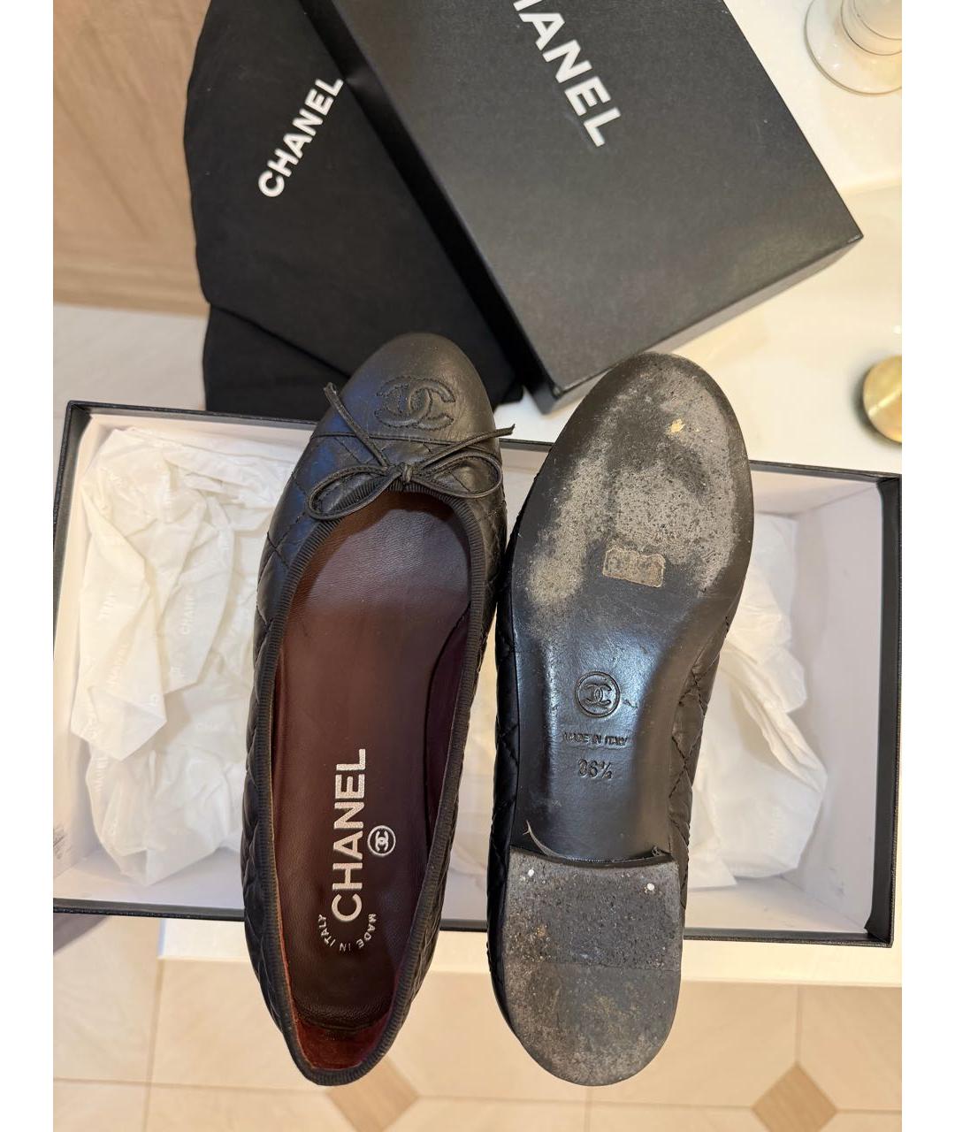 CHANEL Черные кожаные балетки, фото 3