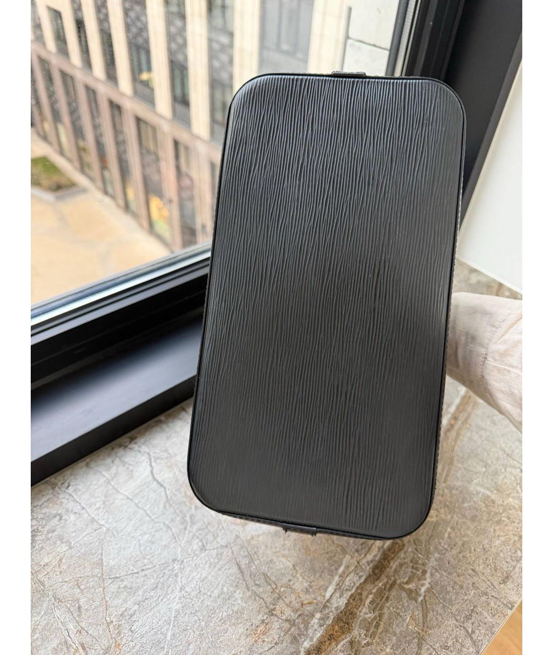 LOUIS VUITTON Черная кожаная сумка с короткими ручками, фото 4