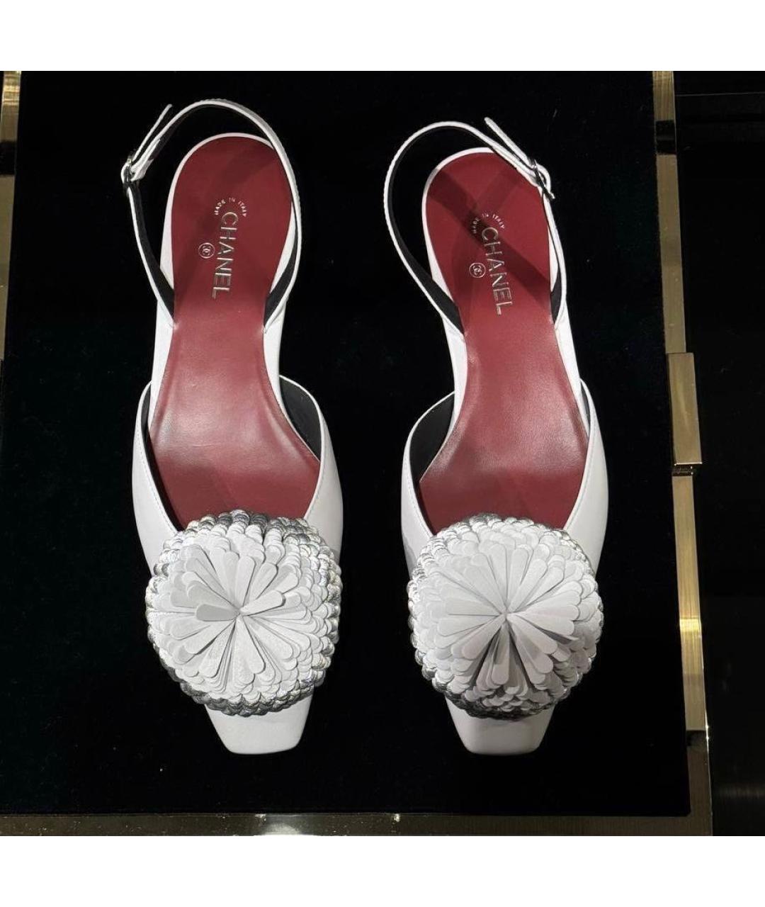 CHANEL Белые кожаные туфли, фото 2